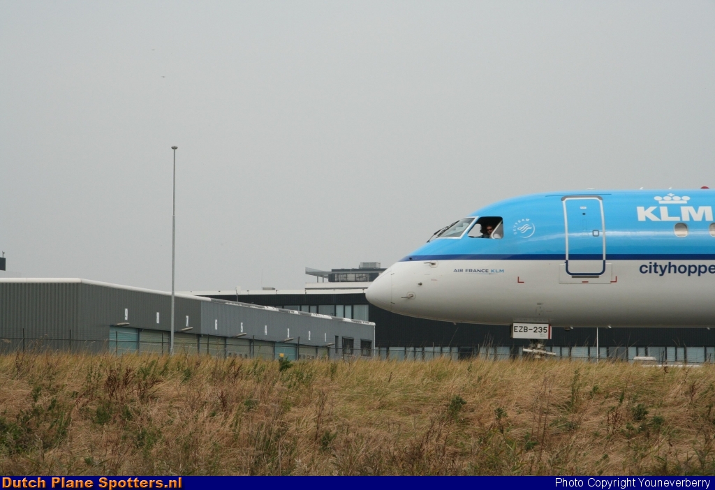 PH-EZB Embraer 190 KLM Cityhopper by Youneverberry