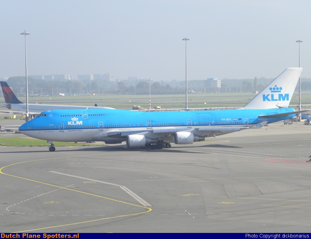 PH-BFI Boeing 747-400 KLM Royal Dutch Airlines by dickbonarius