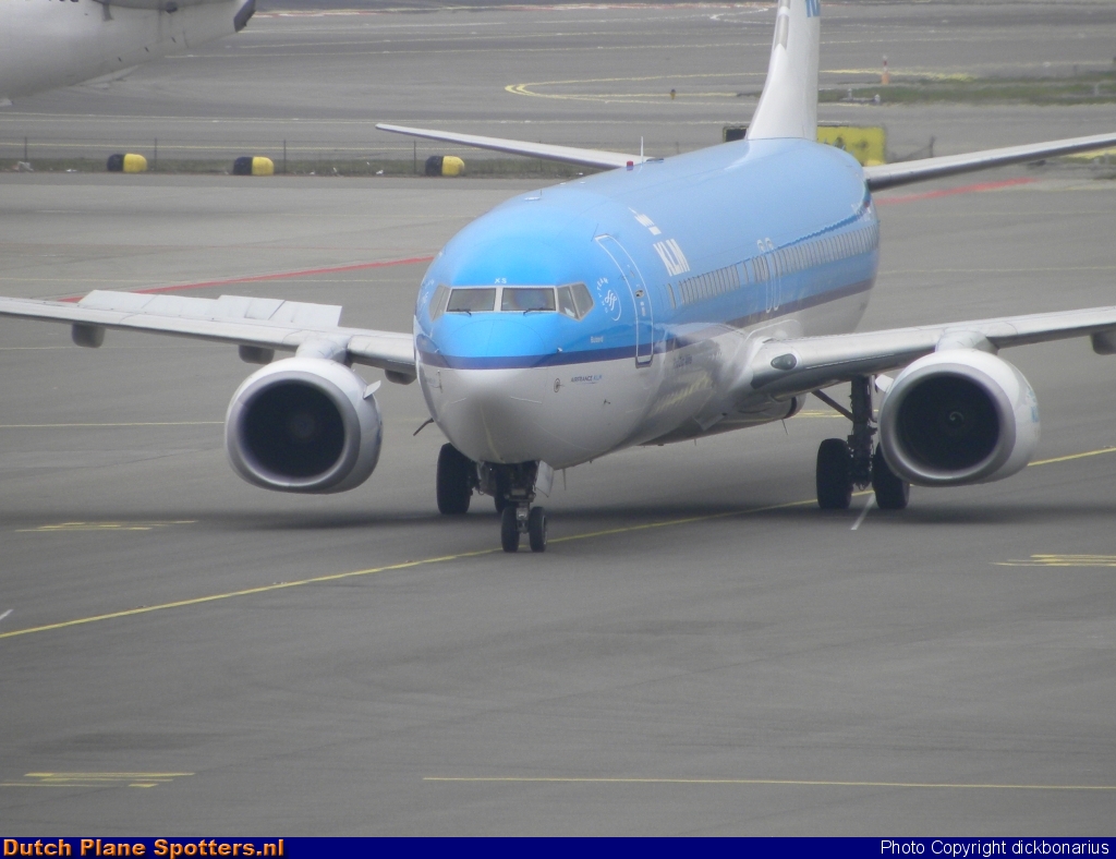 PH-BXS Boeing 737-900 KLM Royal Dutch Airlines by dickbonarius