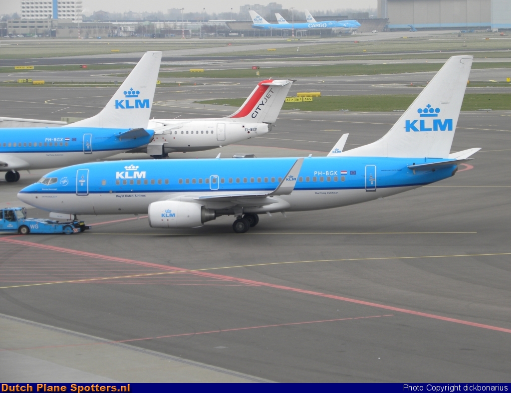 PH-BGK Boeing 737-700 KLM Royal Dutch Airlines by dickbonarius