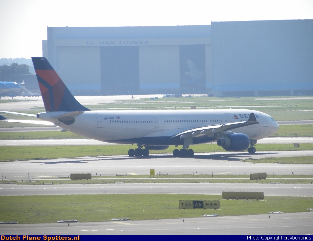 N854NW Airbus A330-200 Delta Airlines by dickbonarius