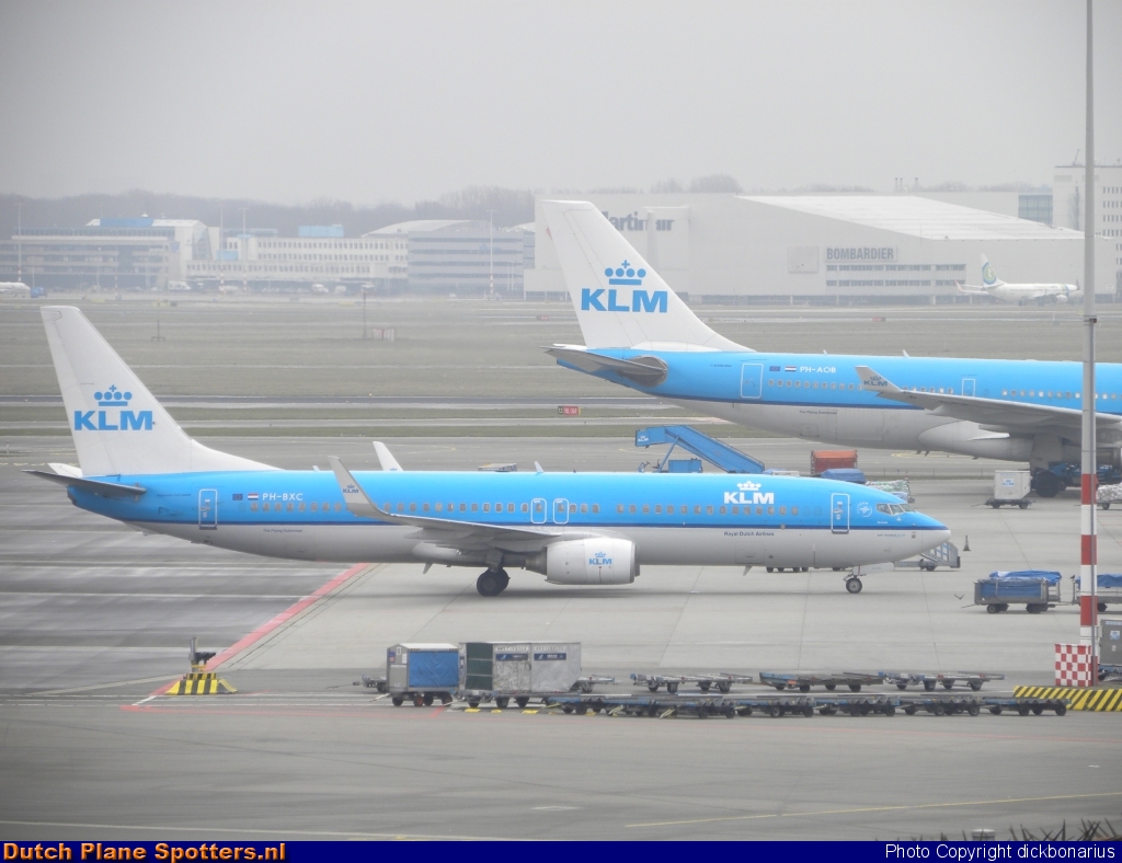 PH-BXC Boeing 737-800 KLM Royal Dutch Airlines by dickbonarius