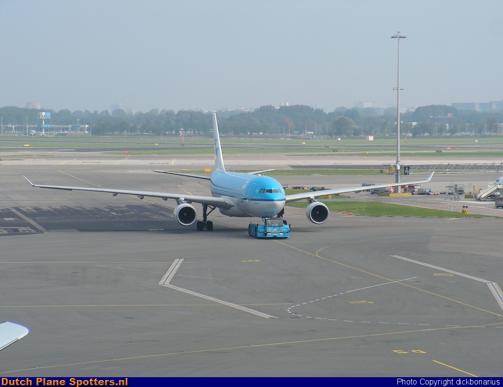 PH-AOD Airbus A330-200 KLM Royal Dutch Airlines by dickbonarius