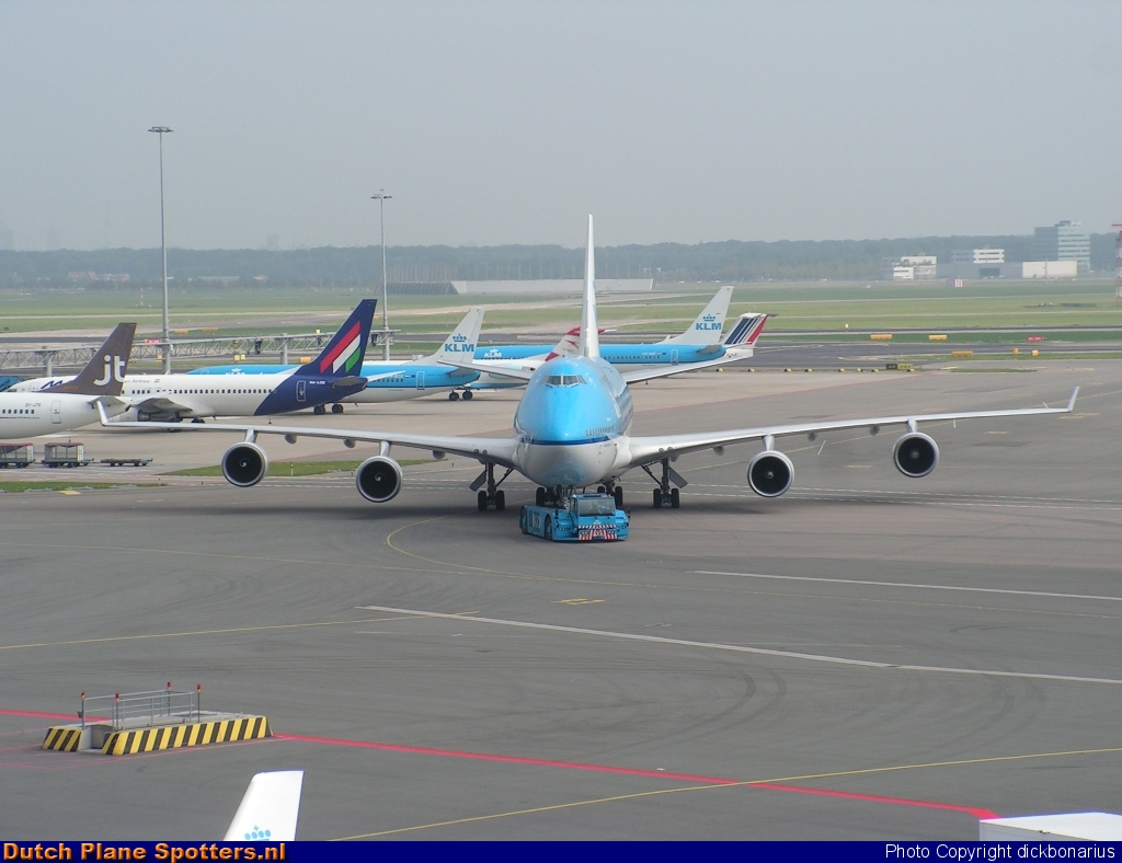 PH-BFK Boeing 747-400 KLM Royal Dutch Airlines by dickbonarius