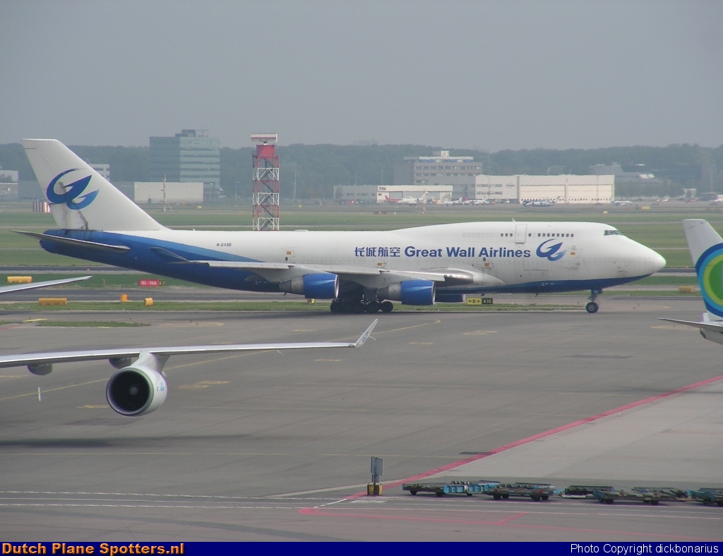 B-2430 Boeing 747-400 Great Wall Airlines by dickbonarius