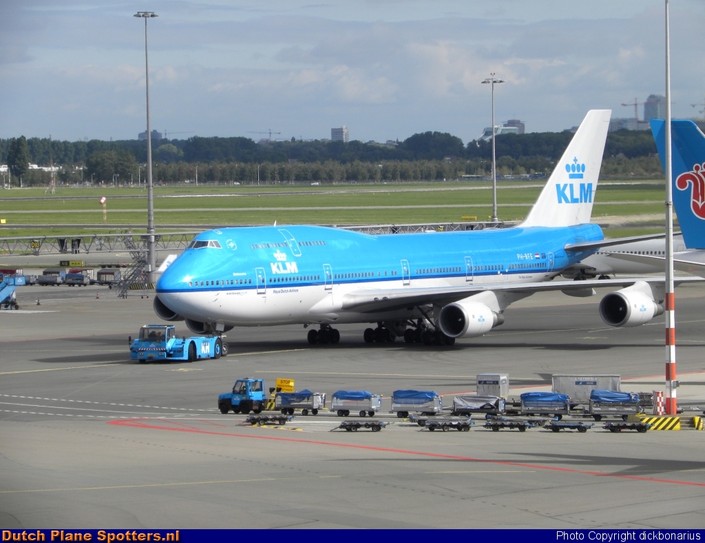 PH-BFE Boeing 747-400 KLM Royal Dutch Airlines by dickbonarius