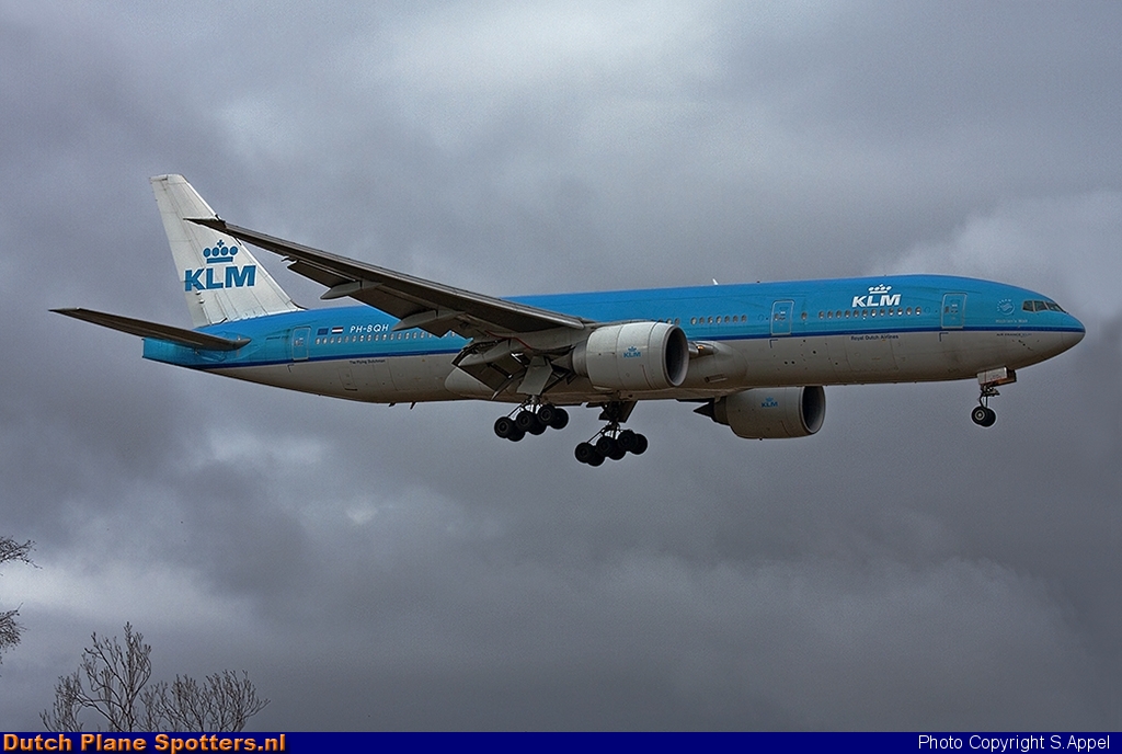 PH-BQH Boeing 777-200 KLM Royal Dutch Airlines by S.Appel