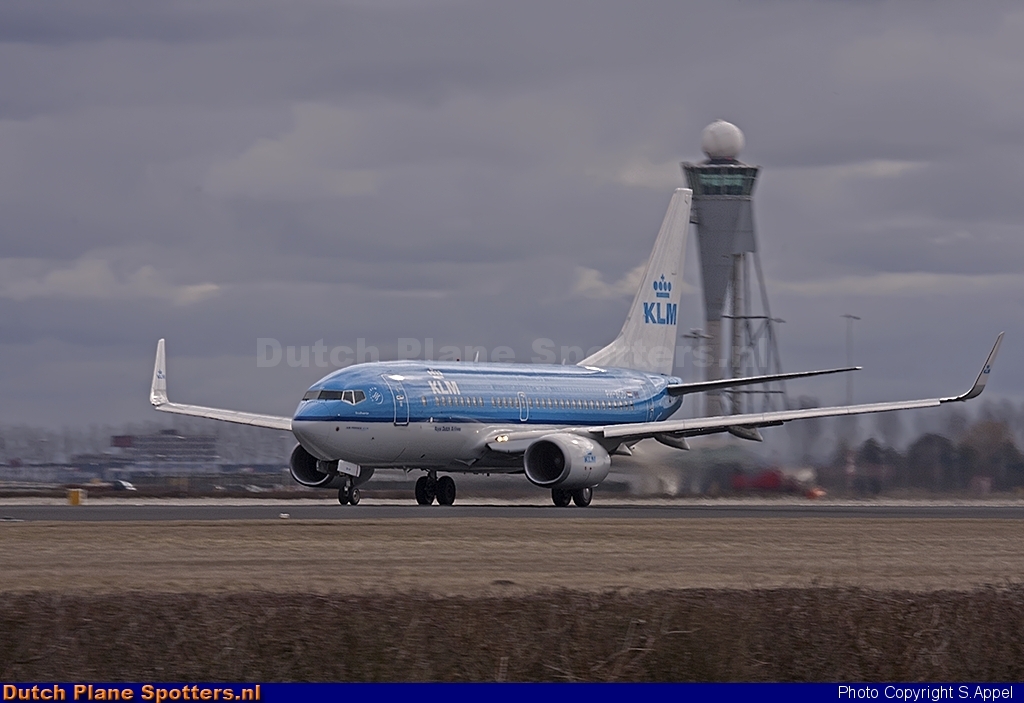 PH-BGD Boeing 737-700 KLM Royal Dutch Airlines by S.Appel