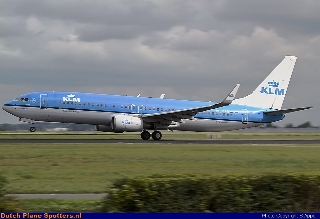 PH-BXG Boeing 737-800 KLM Royal Dutch Airlines by S.Appel