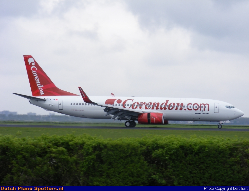 TC-TJH Boeing 737-800 Corendon Airlines by bert hart