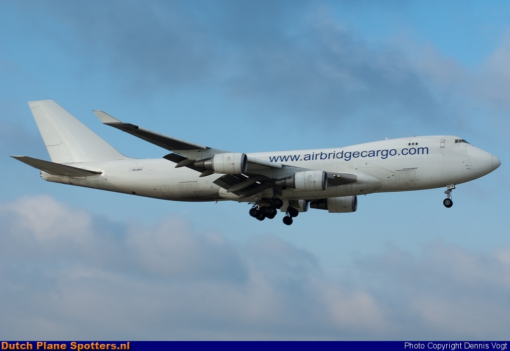 VQ-BFX Boeing 747-400 AirBridgeCargo by Dennis Vogt