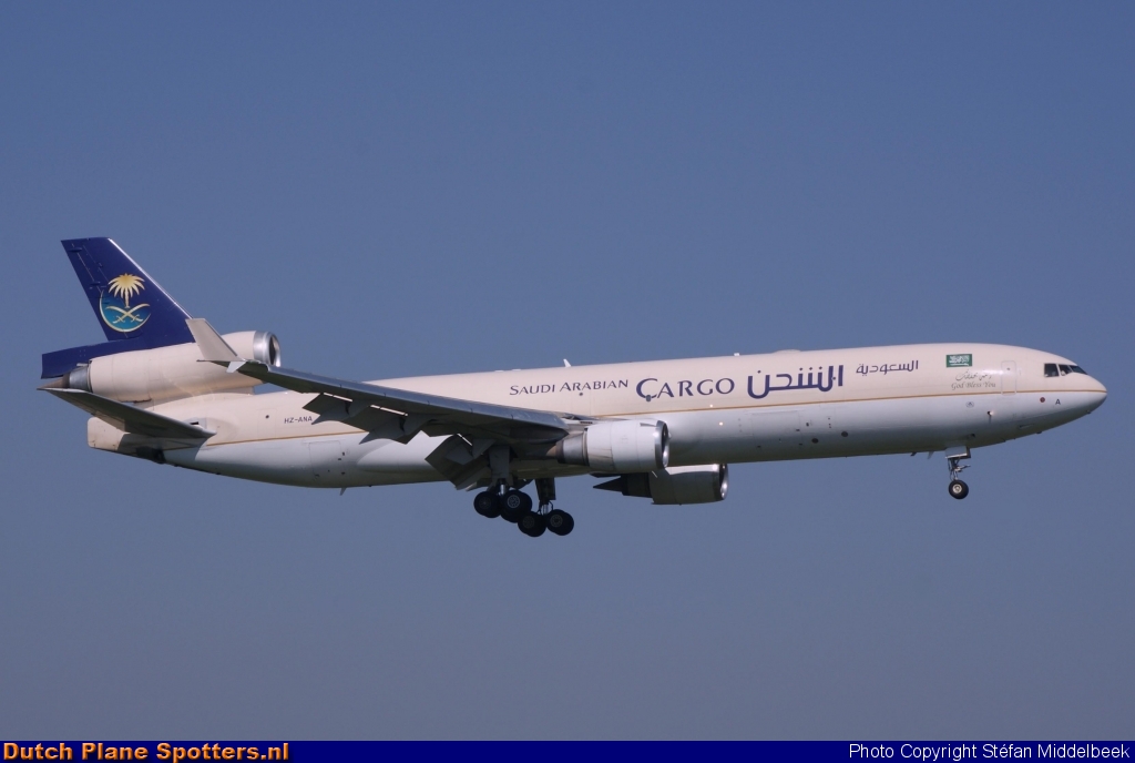 HZ-ANA McDonnell Douglas MD-11 Saudi Arabian Cargo by Stefan Middelbeek