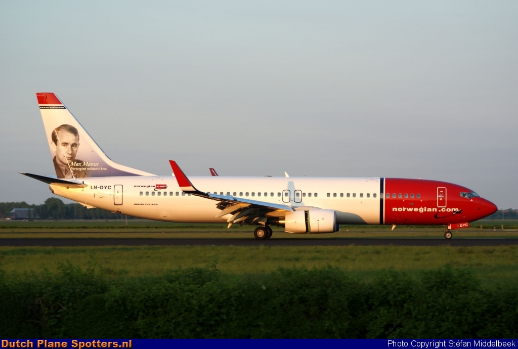 LN-DYC Boeing 737-800 Norwegian Air Shuttle by Stefan Middelbeek
