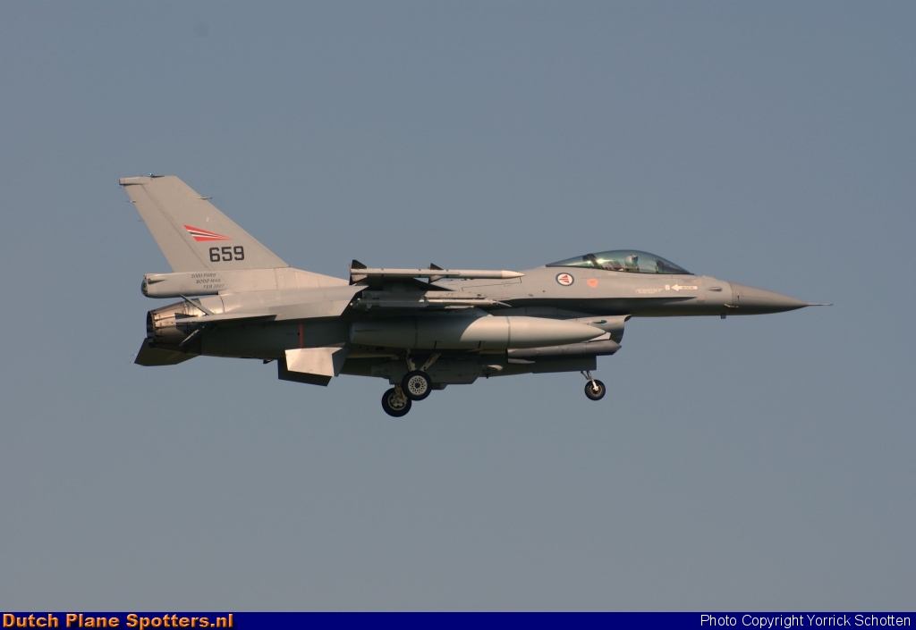 659 General Dynamics F-16 Fighting Falcon MIL - Norway Royal Air Force by Yorrick Schotten