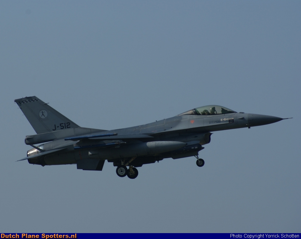 J-512 General Dynamics F-16 Fighting Falcon MIL - Dutch Royal Air Force by Yorrick Schotten