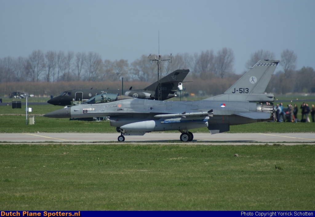 J-513 General Dynamics F-16 Fighting Falcon MIL - Dutch Royal Air Force by Yorrick Schotten