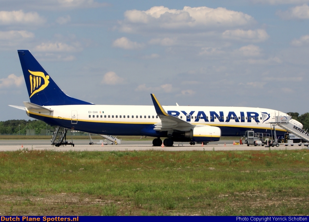 EI-DHI Boeing 737-800 Ryanair by Yorrick Schotten