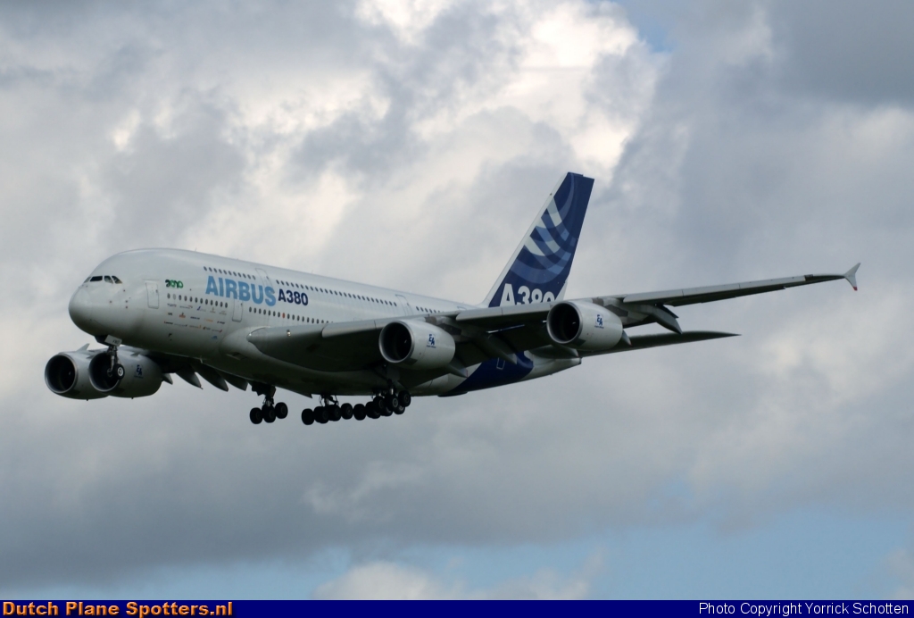 F-WWDL Airbus A380-800 Airbus Industrie by Yorrick Schotten