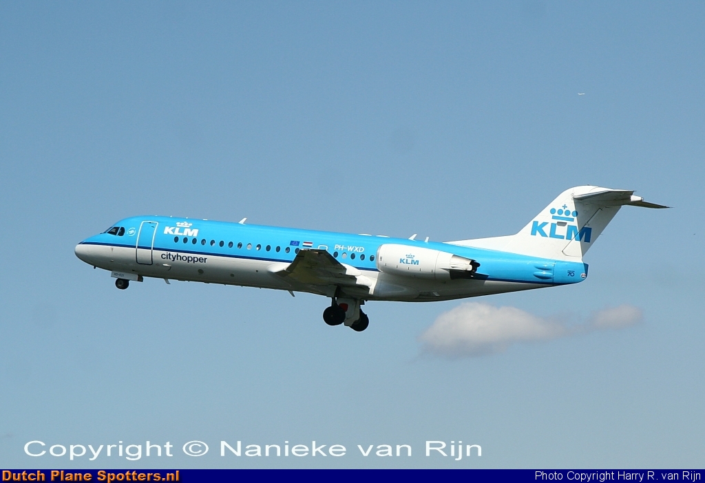PH-WXD Fokker 70 KLM Cityhopper by Harry R. van Rijn