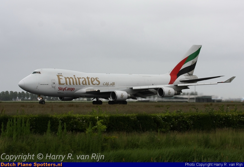 N415MC Boeing 747-400 Emirates Sky Cargo by Harry R. van Rijn