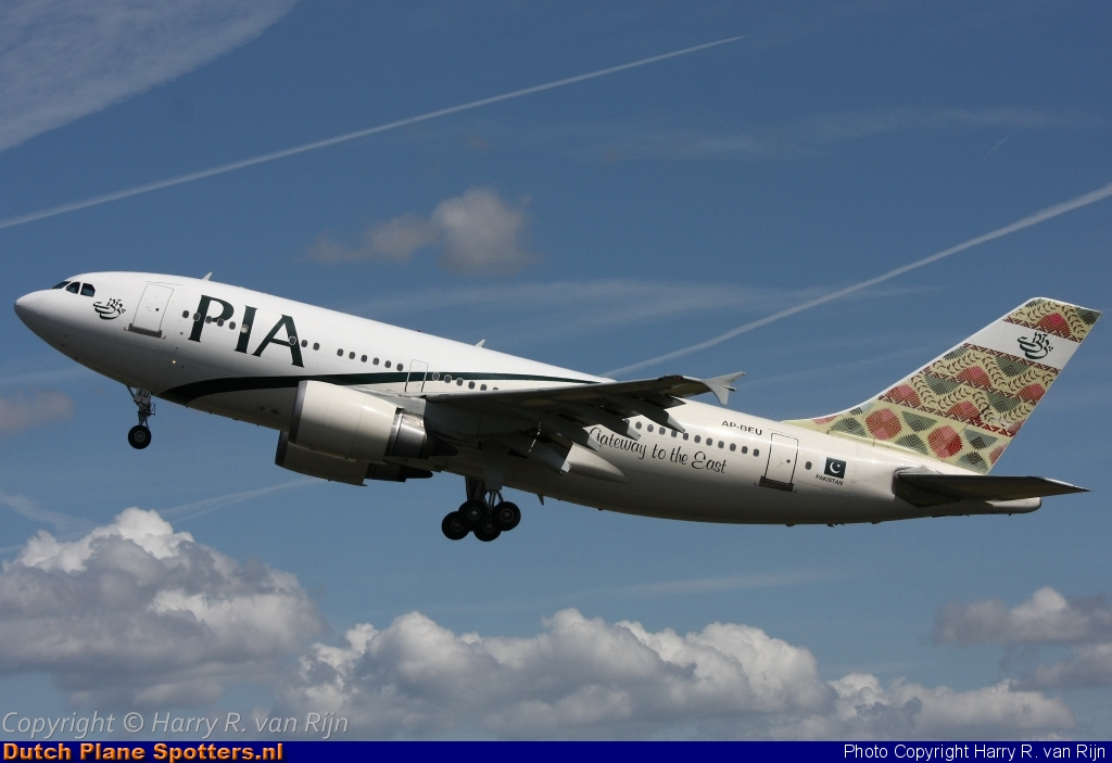 AP-BEU Airbus A310 PIA Pakistan International Airlines by Harry R. van Rijn