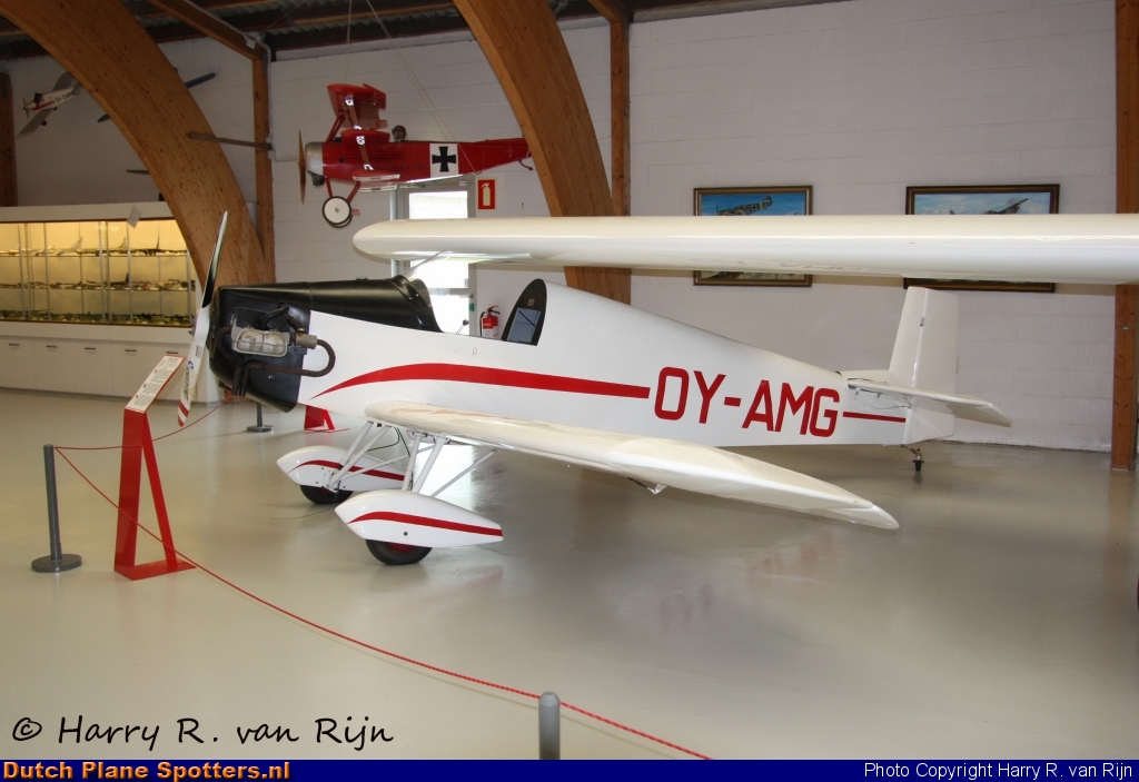 OY-AMG Druine D-31 Turbulent Private by Harry R. van Rijn