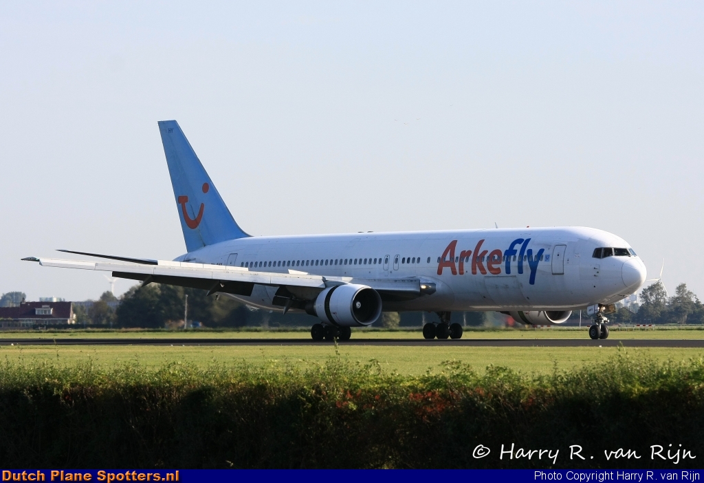 PH-AHY Boeing 767-300 ArkeFly by Harry R. van Rijn