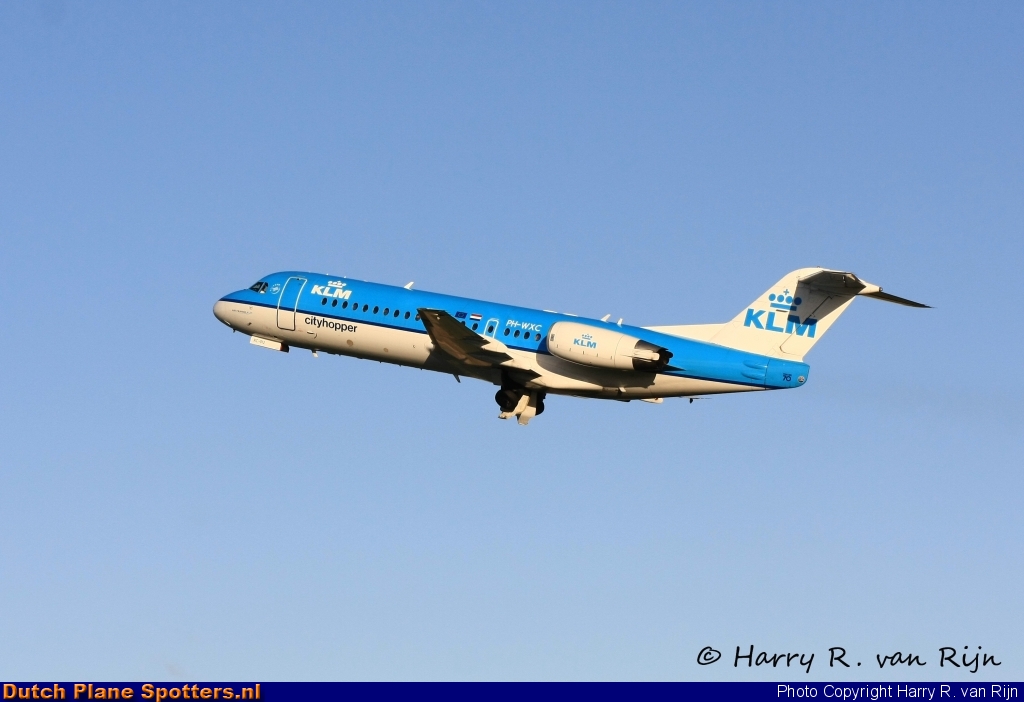 PH-WXC Fokker 70 KLM Cityhopper by Harry R. van Rijn