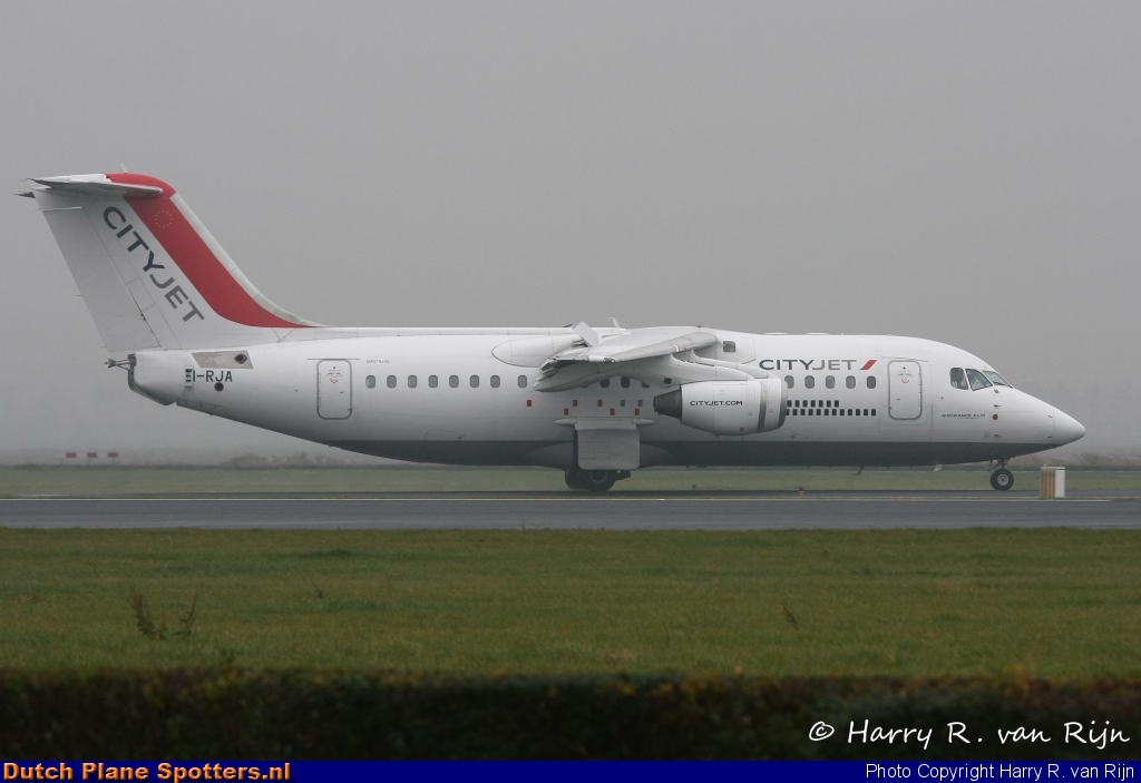 EI-RJA BAe 146 Cityjet by Harry R. van Rijn
