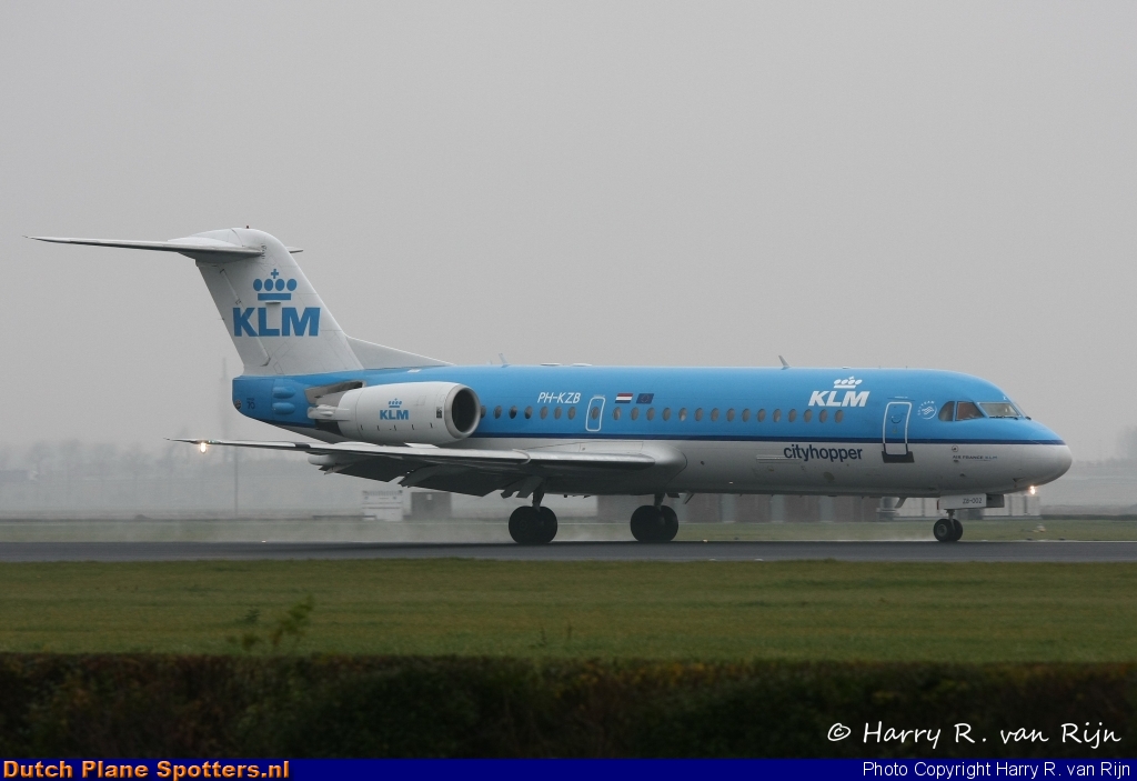 PH-KZB Fokker 70 KLM Cityhopper by Harry R. van Rijn