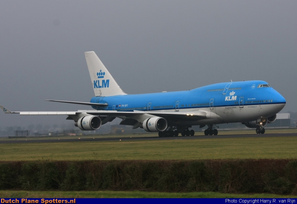 PH-BFI Boeing 747-400 KLM Royal Dutch Airlines by Harry R. van Rijn