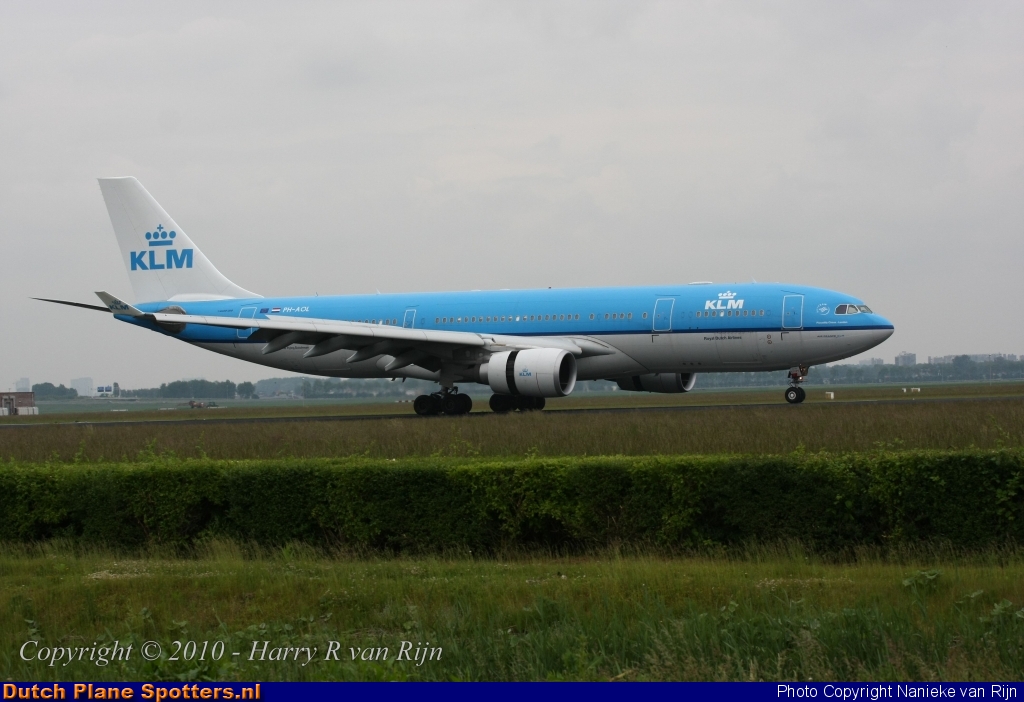 PH-AOL Airbus A330-200 KLM Royal Dutch Airlines by Nanieke van Rijn
