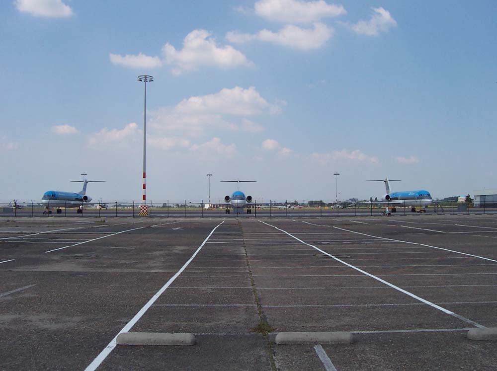 EHAM Airport Ramp by Captainofthesky