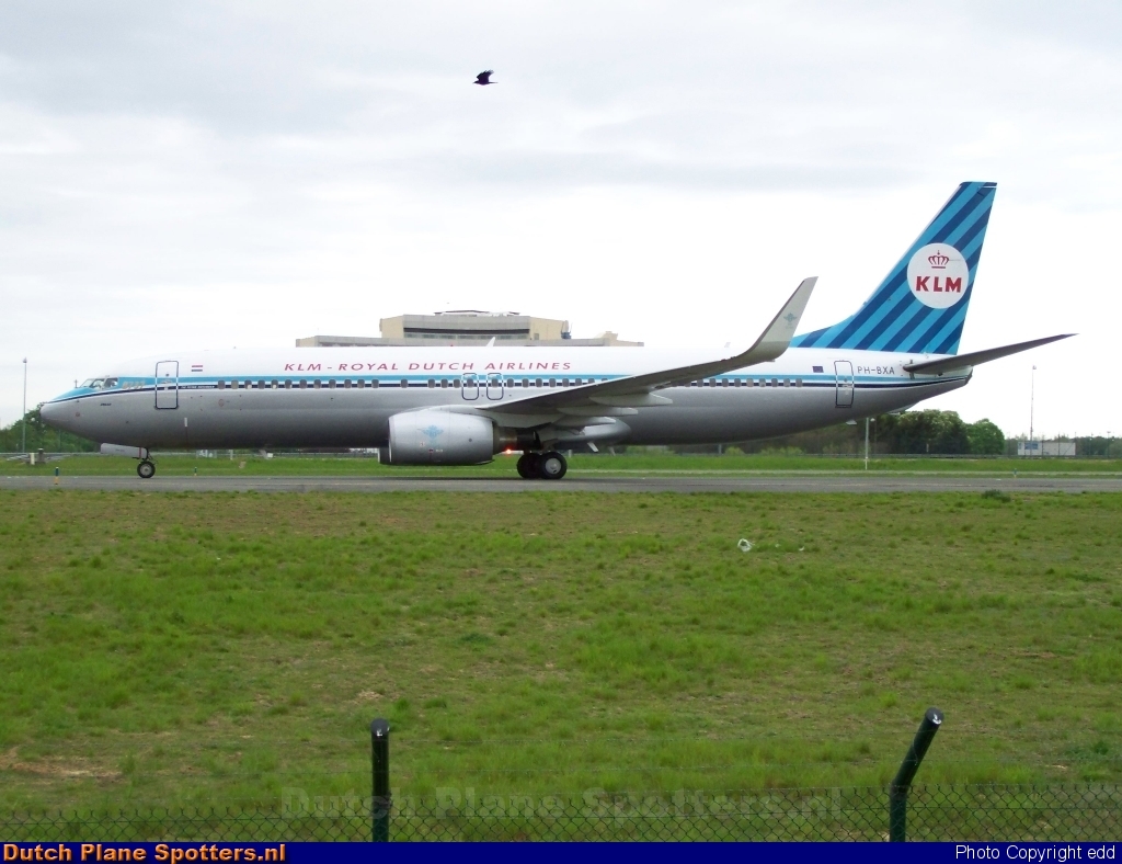 PH-BXA Boeing 737-800 KLM Royal Dutch Airlines by edd
