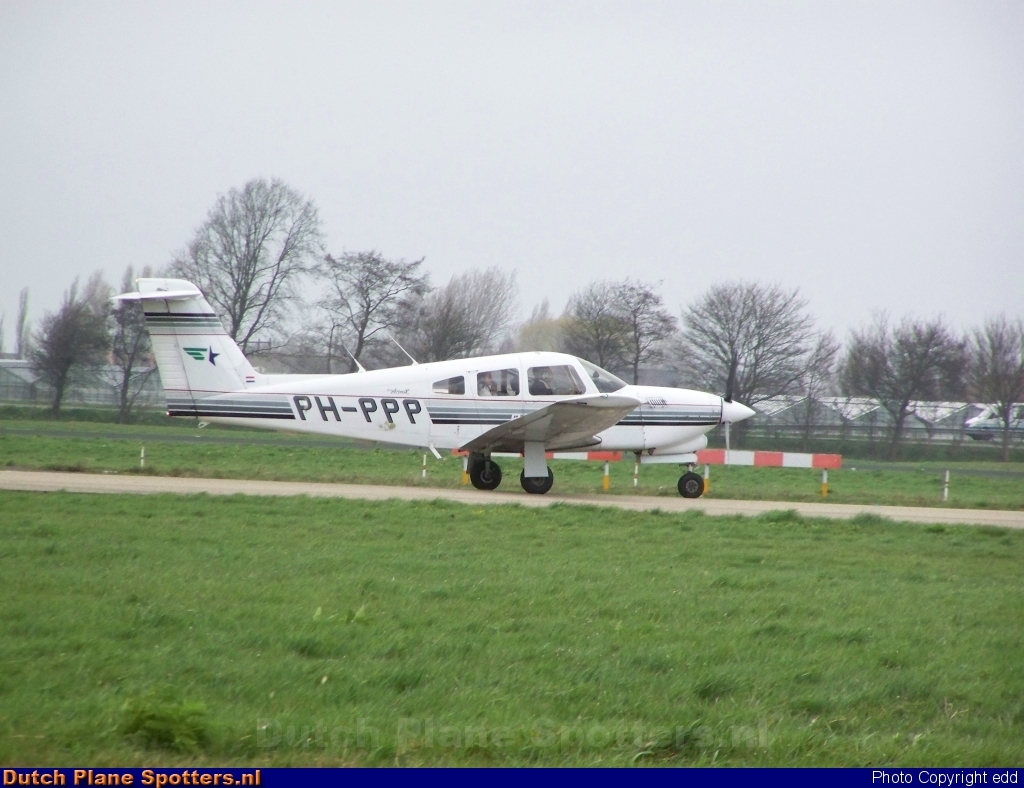 PH-PPP Piper PA-28 Arrow III Private by edd