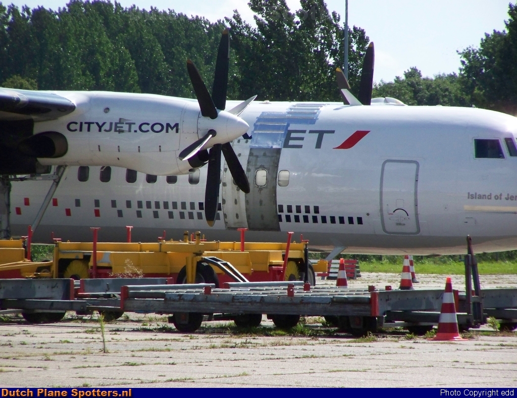 OO-VLE Fokker 50 Cityjet by edd