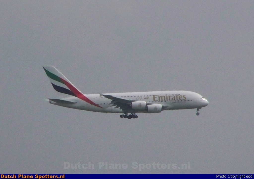 A6-EDW Airbus A380-800 Emirates by edd