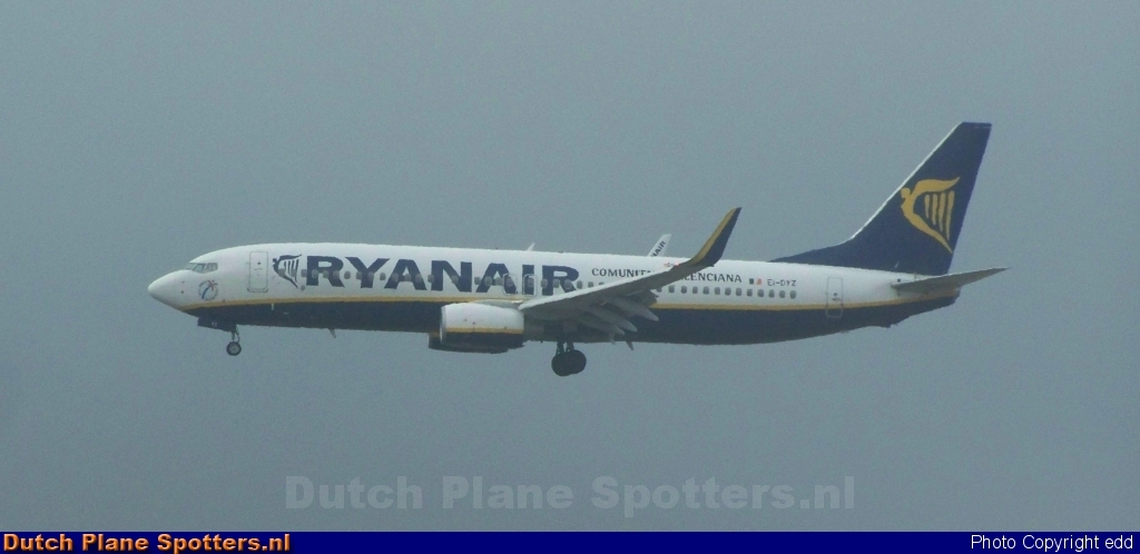 EI-DYZ Boeing 737-800 Ryanair by edd