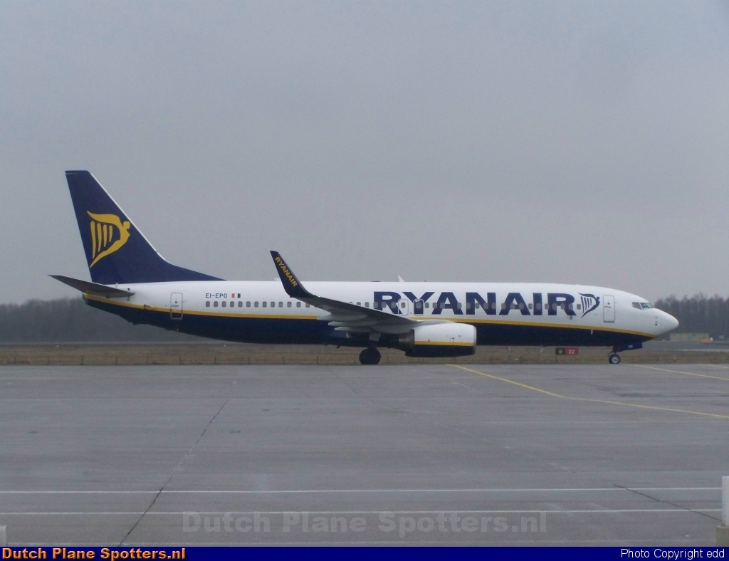 EI-EPG Boeing 737-800 Ryanair by edd