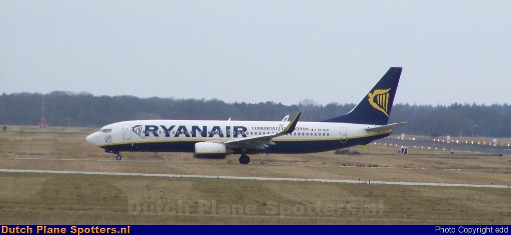EI-DLK Boeing 737-800 Ryanair by edd