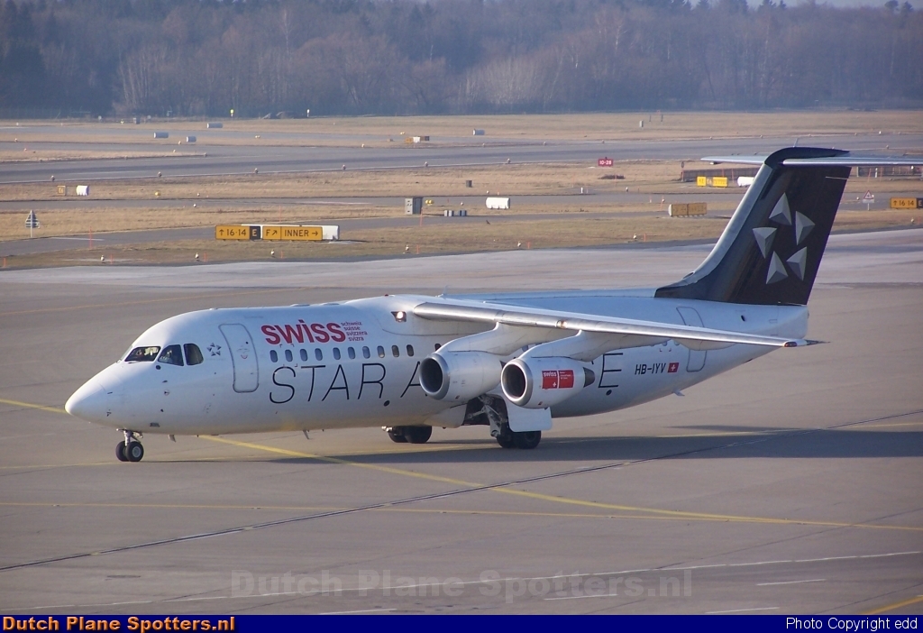 HB-IYV BAe 146 Swiss International Air Lines by edd