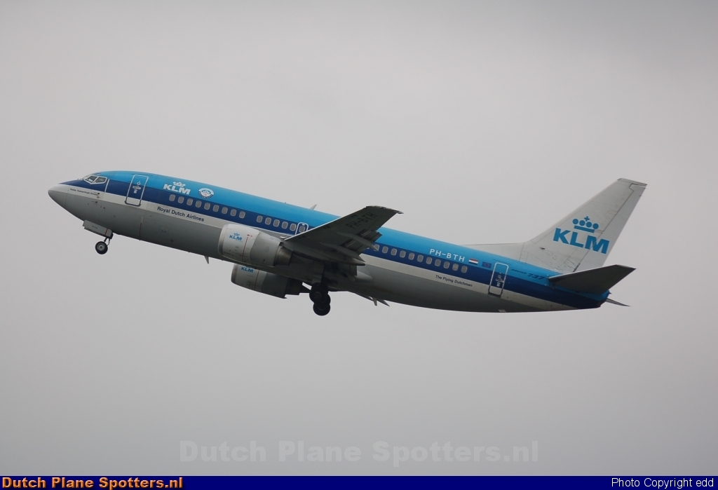 PH-BTH Boeing 737-300 KLM Royal Dutch Airlines by edd