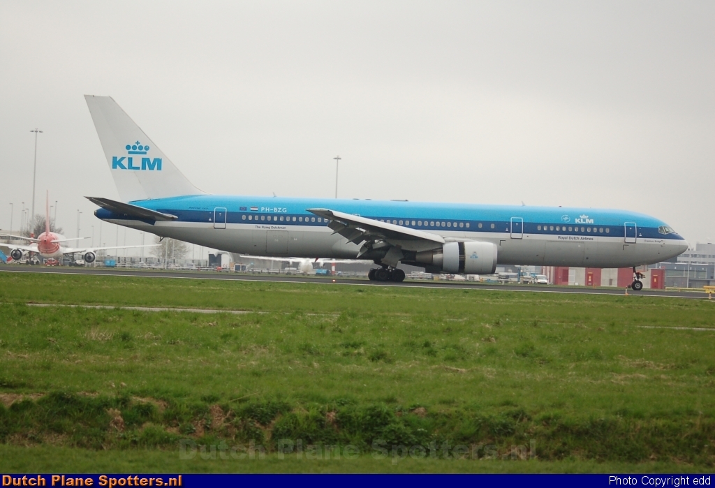 PH-BZG Boeing 767-300 KLM Royal Dutch Airlines by edd