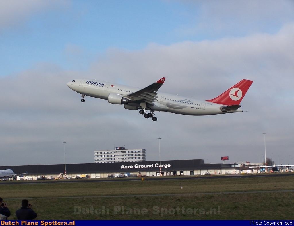 TC-JND Airbus A330-200 Turkish Airlines by edd