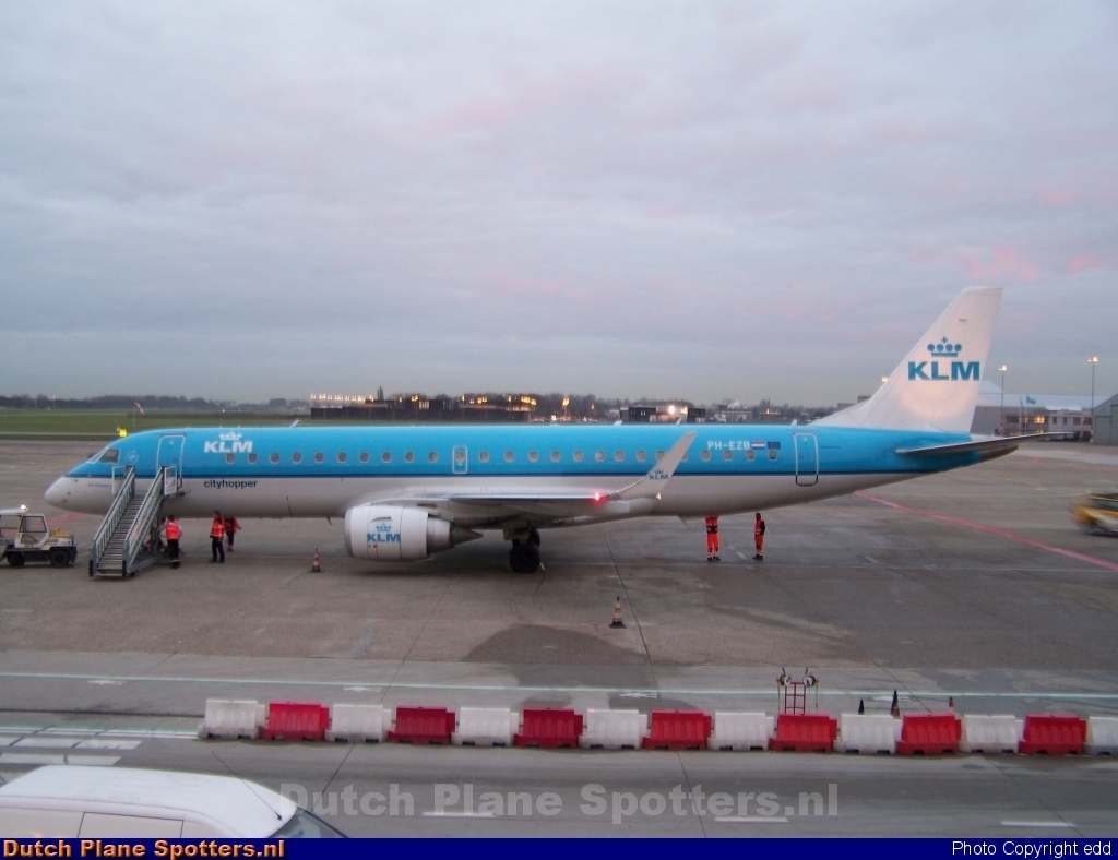 PH-EZB Embraer 190 KLM Cityhopper by edd