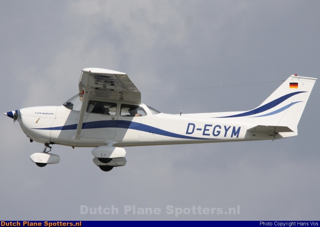 D-EGYM Cessna 172 Skyhawk Private by Hans Vos