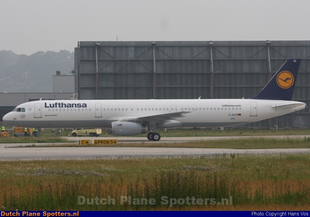 D-AVZI Airbus A321 Lufthansa by Hans Vos