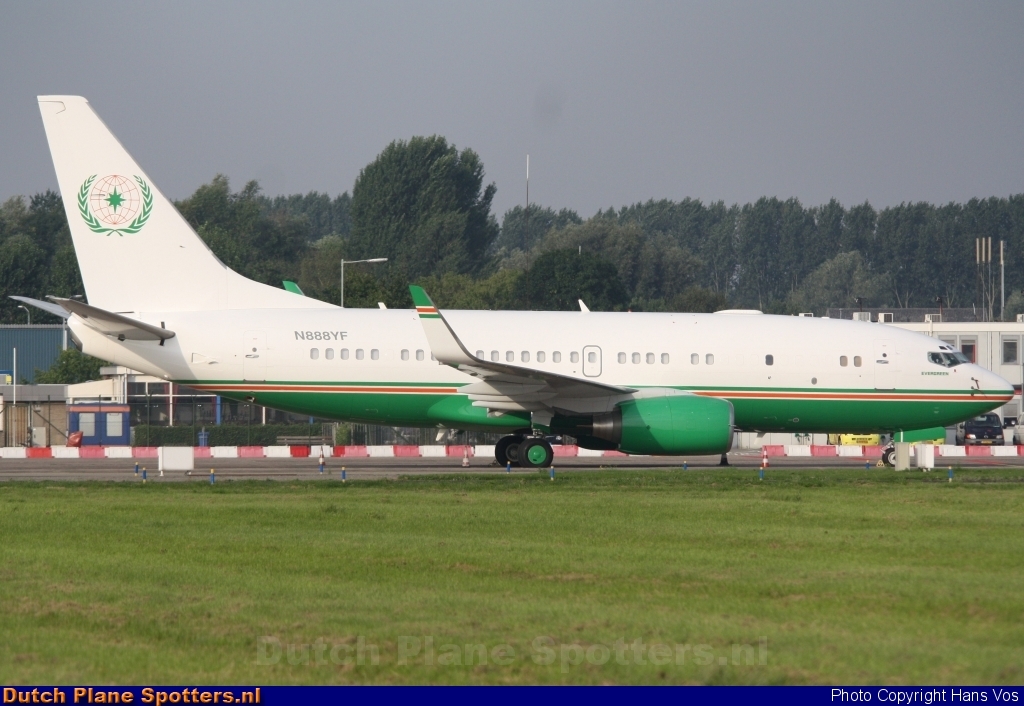 N888YF Boeing 737-700 Green Corperation by Hans Vos