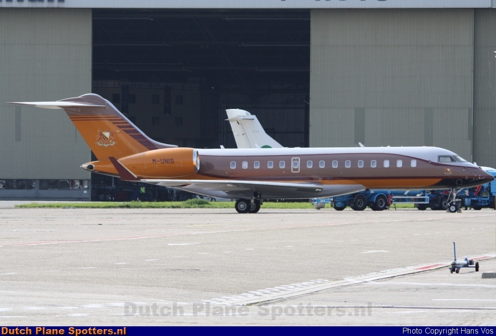 M-UNIS Bombardier BD-700 Global Express Private by Hans Vos