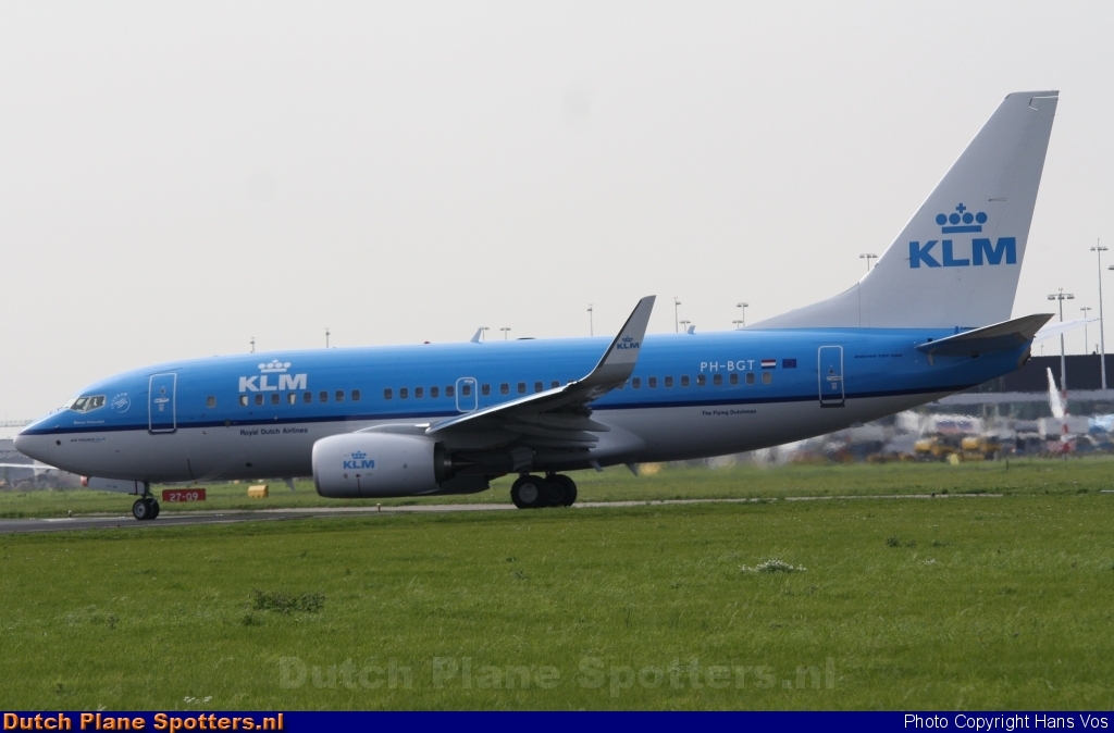 PH-BGT Boeing 737-700 KLM Royal Dutch Airlines by Hans Vos